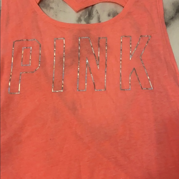 Pink heart cut out tank - Picture 2 of 4